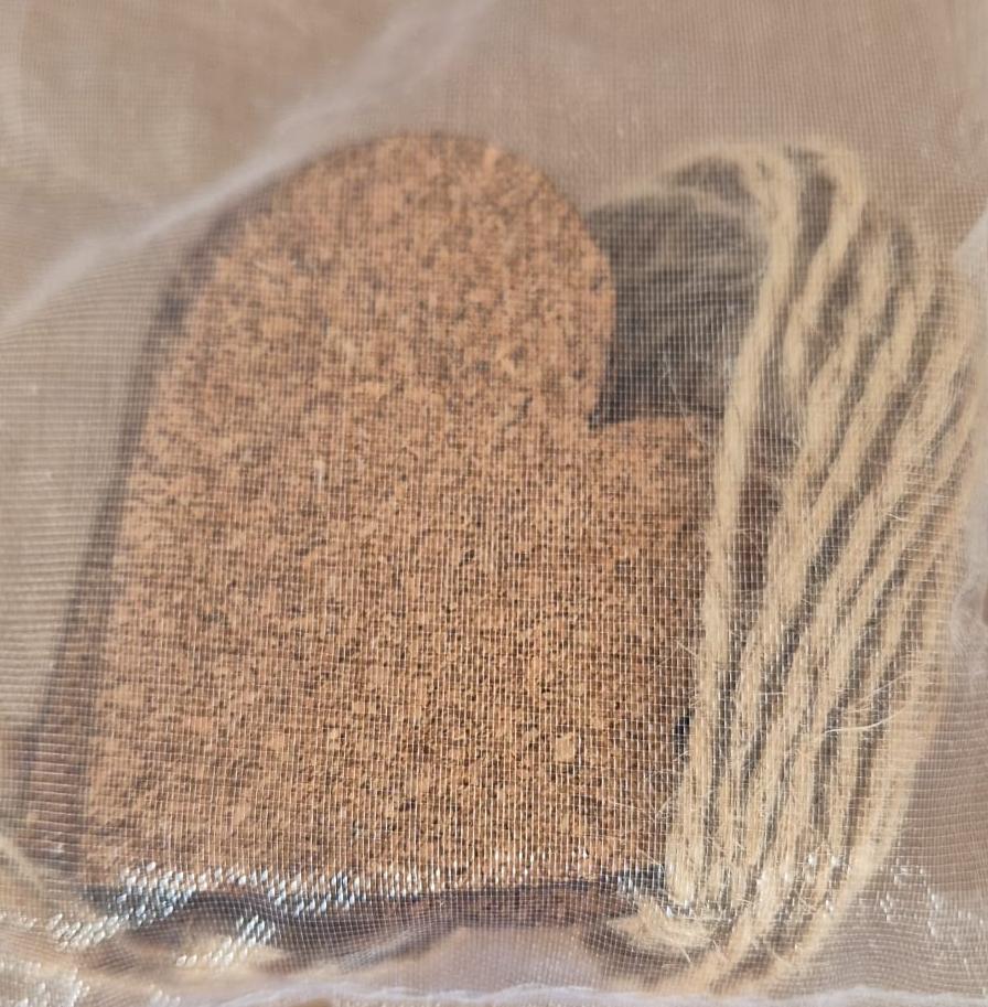 Cork Heart Embellishments – Set of 6